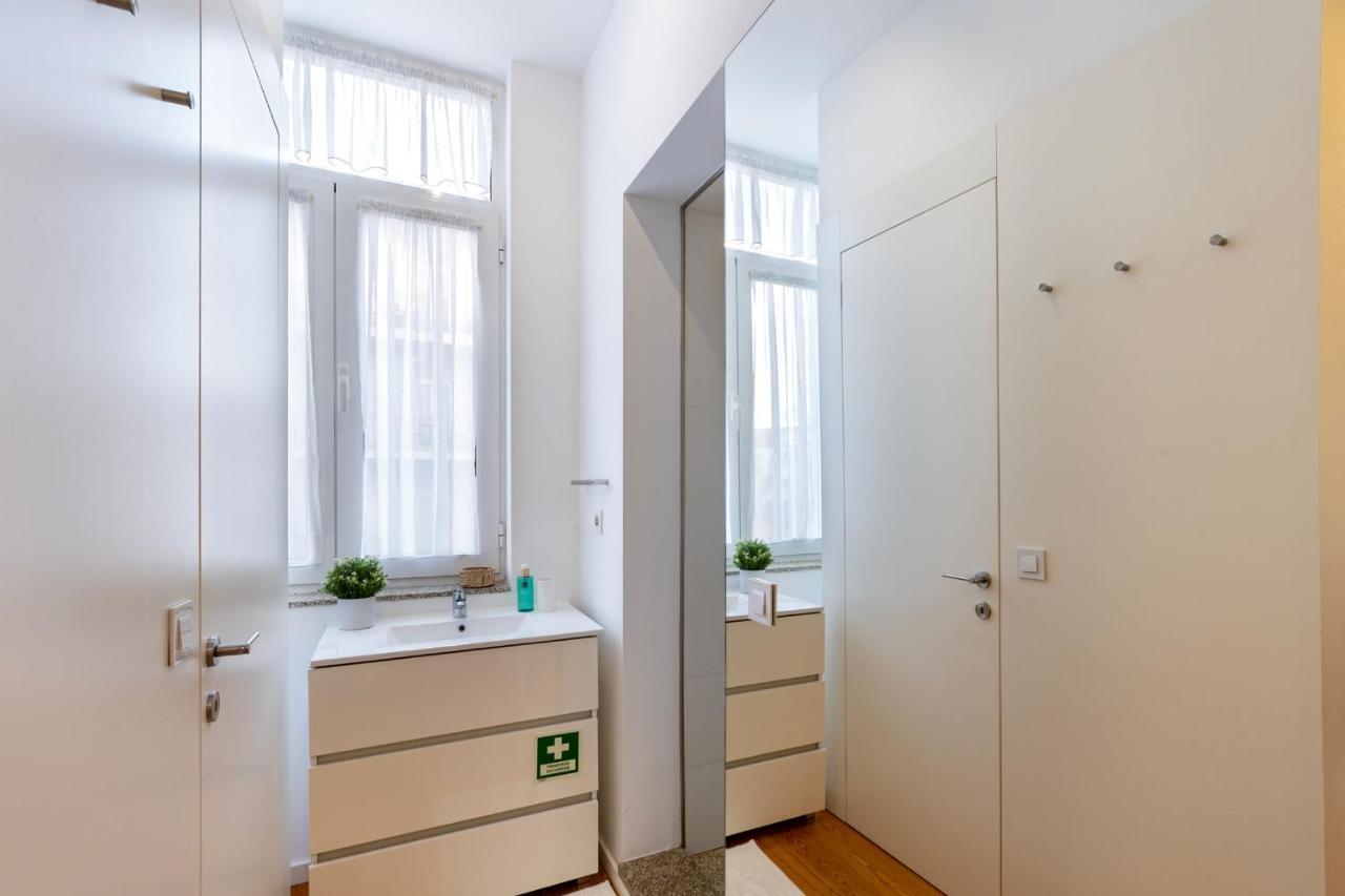 City Center Modern Apartment In Порту Екстер'єр фото